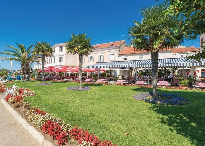 Apartment Gorgeous In Biograd With Sauna Pakostane